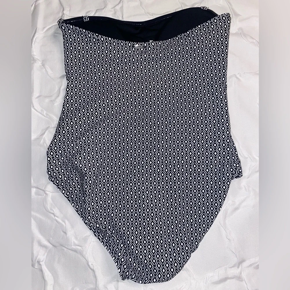 DKNY One-Piece Strapless Swimsuit Black and White Geometric Size Medium - Picture 2 of 4
